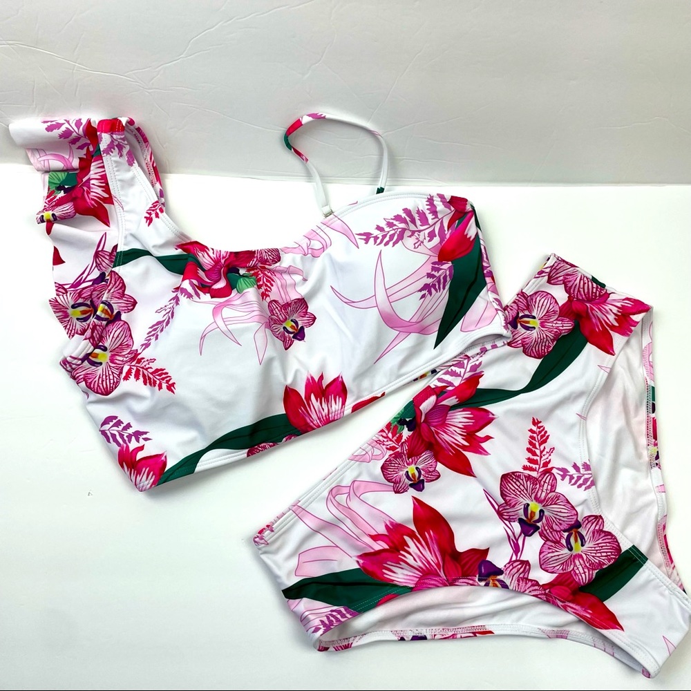 TROPICAL PARADISE Floral 2 Piece High Waist Swimsuit NWT